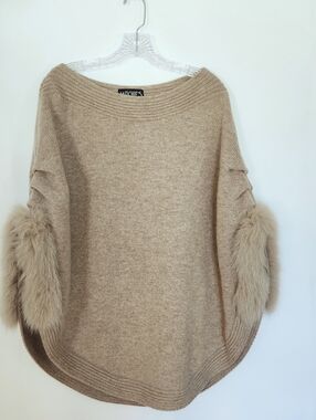 Mitchie's NWT Wool Poncho Fox Fur Trim ONE SIZE Brown Taupe Cape